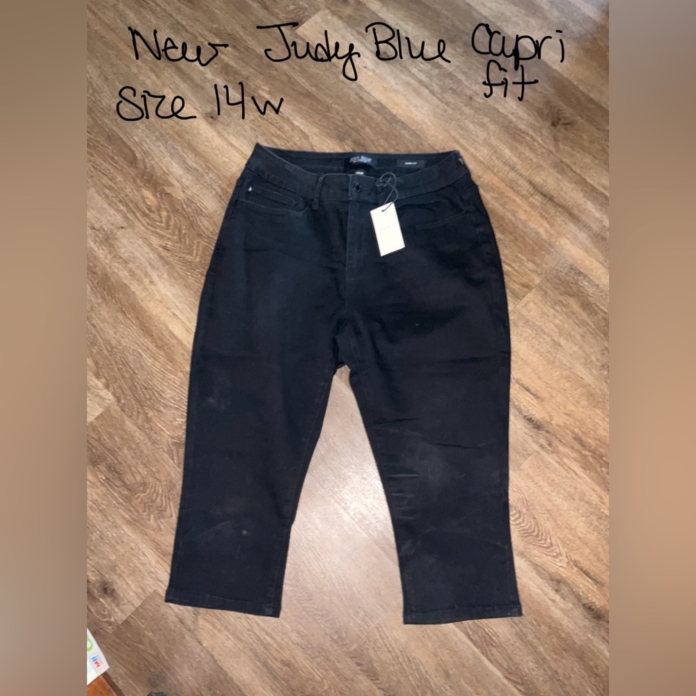 New Judy blue capri fit size 14W black